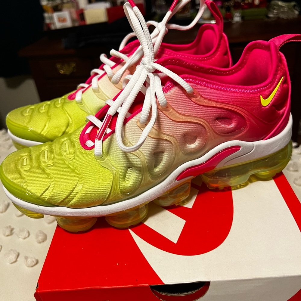 Nike VaporMax Plus